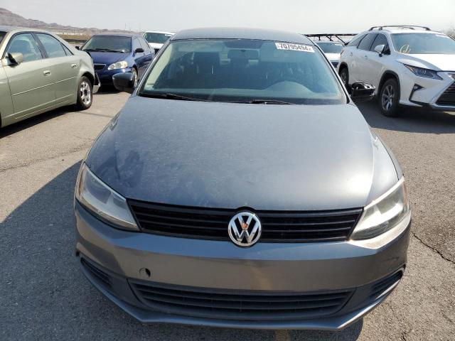 3VW2K7AJ8DM409799 - 2013 VOLKSWAGEN JETTA BASE GRAY photo 5