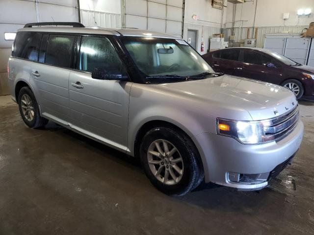 2FMGK5B81DBD23966 - 2013 FORD FLEX SE SILVER photo 4