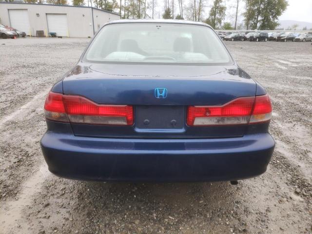 1HGCG56421A118516 - 2001 HONDA ACCORD LX BLUE photo 6