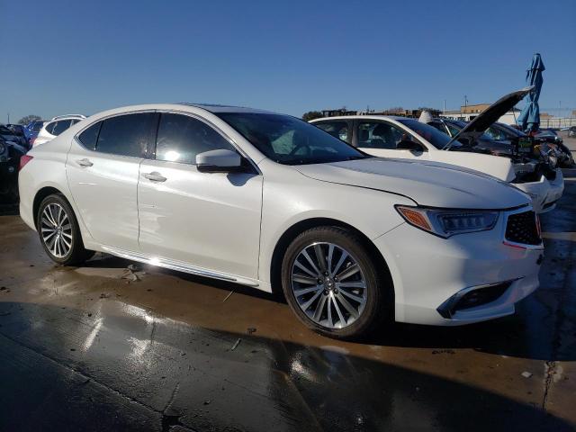 19UUB3F7XJA000697 - 2018 ACURA TLX ADVANC WHITE photo 4