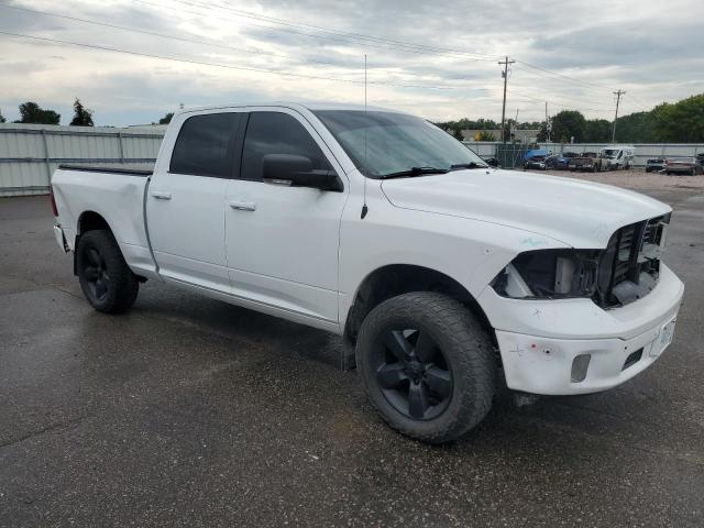 1C6RR7TT0KS713751 - 2019 RAM 1500 CLASS SLT WHITE photo 4
