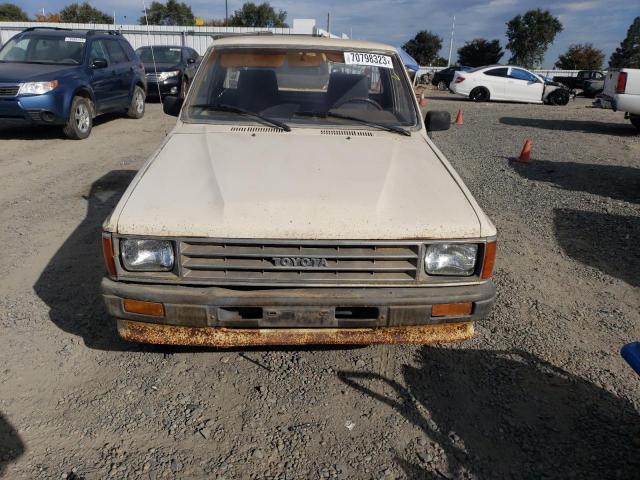 JT4RN50R2H5105562 - 1987 TOYOTA PICKUP 1/2 TON RN50 TAN photo 5