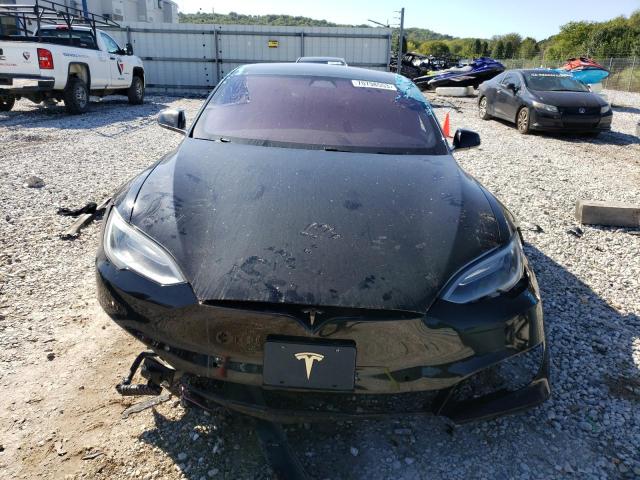 5YJSA1E18HF212672 - 2017 TESLA MODEL S შავი ფოტო 5
