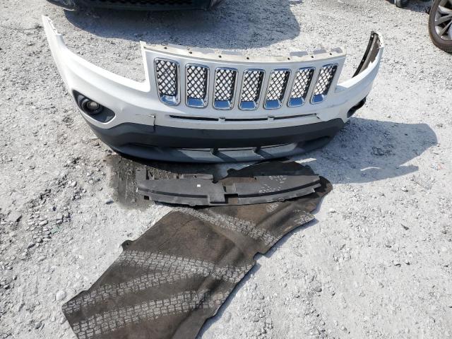 1C4NJCEA2GD705312 - 2016 JEEP COMPASS LATITUDE Սպիտակ լուսանկար 13