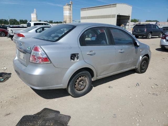 KL1TD56607B115326 - 2007 CHEVROLET AVEO BASE SILVER photo 3