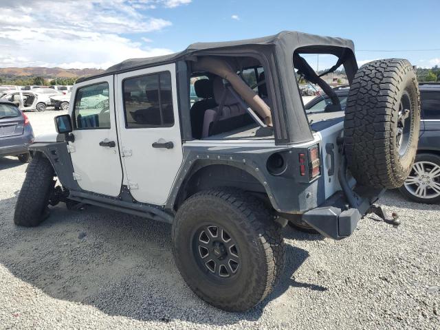 1C4HJWDG6DL518175 - 2015 JEEP WRANGLER UNLIMITED SPORT WHITE photo 2