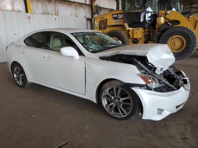 JTHBK262685052737 - 2008 LEXUS IS 250 WHITE photo 4