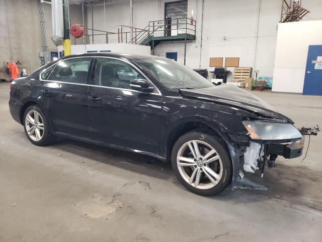 1VWBT7A35EC089844 - 2014 VOLKSWAGEN PASSAT SE BLACK photo 4