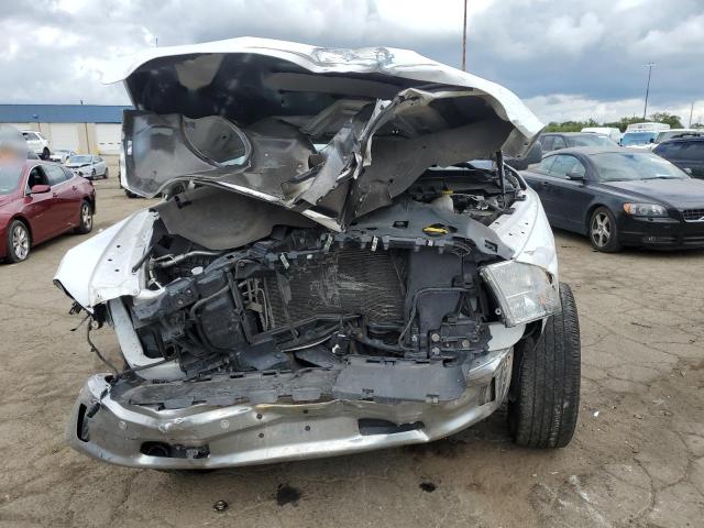 1C6RR7LT6KS524585 - 2019 RAM 1500 CLASSIC SLT 白色 照片 5