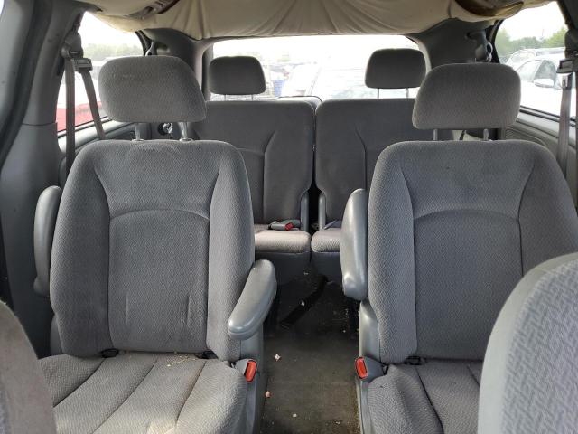 2C4GP54L74R577129 - 2004 CHRYSLER TOWN & COU TOURING თეთრი ფოტო 10