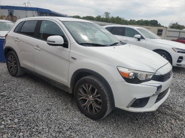 JA4AP3AU6GZ041350 - 2016 MITSUBISHI OUTLANDER SPORT ES WHITE photo 4