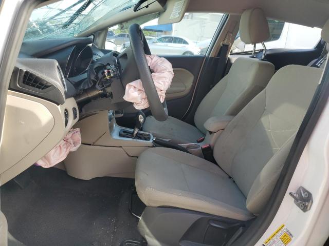 3FADP4EJ6JM124297 - 2018 FORD FIESTA SE Ақ фото 7