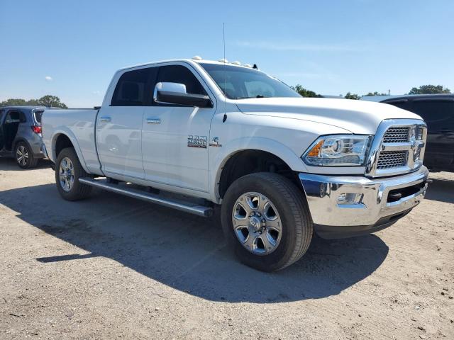 3C6UR5FL4HG628468 - 2017 RAM 2500 LARAMIE Weiß Foto 4
