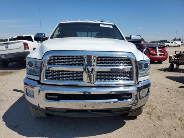 3C6UR5FL4HG628468 - 2017 RAM 2500 LARAMIE Weiß Foto 5