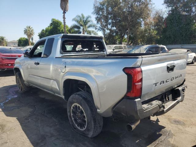 3TYJDAHN7ST020538 - 2025 TOYOTA TACOMA XTRACAB Серебристый фото 2