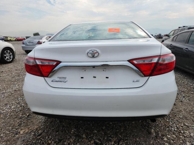 4T1BF1FK4GU532811 - 2016 TOYOTA CAMRY LE WHITE photo 6