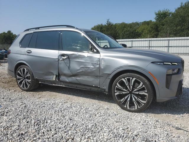 5UX33EM09P9R03134 - 2023 BMW X7 M60I GRAY photo 4