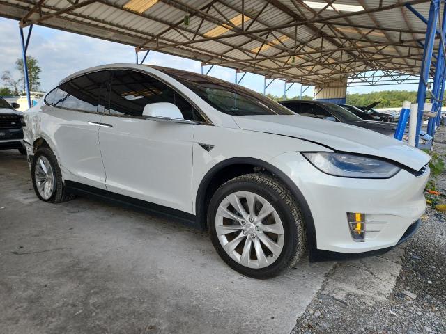 5YJXCDE26LF303233 - 2020 TESLA MODEL X WHITE photo 4