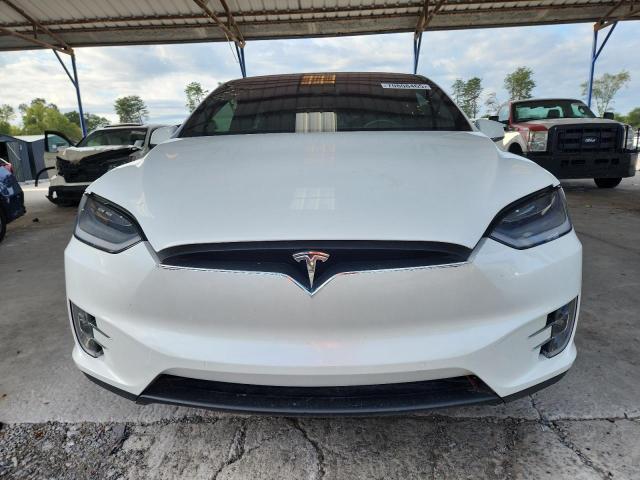5YJXCDE26LF303233 - 2020 TESLA MODEL X WHITE photo 5