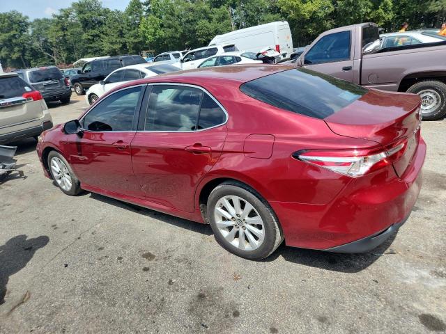4T1B11HK2JU672942 - 2018 TOYOTA CAMRY L BURGUNDY photo 2