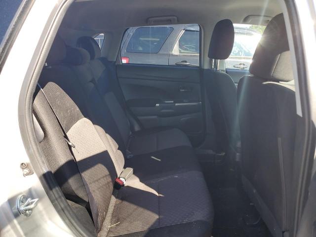 JA4AR3AU2KU024464 - 2019 MITSUBISHI OUTLANDER ES Күміс фото 10