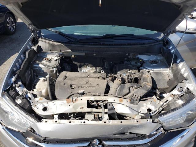 JA4AR3AU2KU024464 - 2019 MITSUBISHI OUTLANDER ES Күміс фото 11