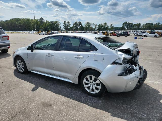 5YFB4MDE9RP085045 - 2024 TOYOTA COROLLA LE SILVER photo 2