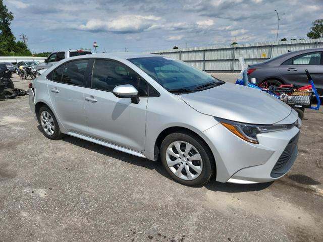 5YFB4MDE9RP085045 - 2024 TOYOTA COROLLA LE SILVER photo 4
