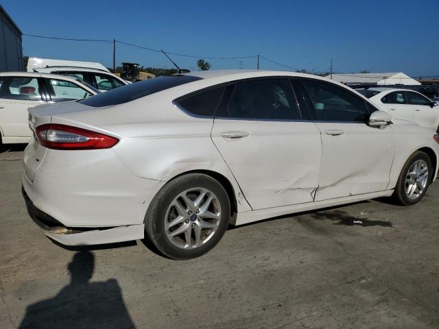 3FA6P0H78DR288434 - 2013 FORD FUSION SE WHITE photo 3