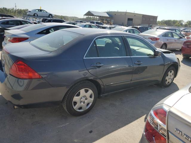 1HGCM56447A218988 - 2007 HONDA ACCORD LX GRAY photo 3