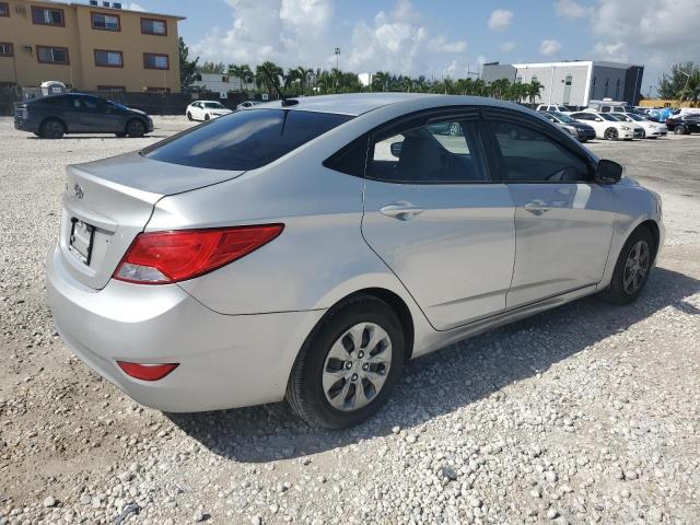 KMHCT4AE5GU980250 - 2016 HYUNDAI ACCENT SE SILVER photo 3