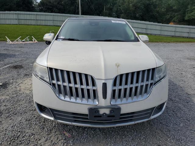 2LMHJ5AT9CBL50249 - 2012 LINCOLN MKT WHITE photo 5
