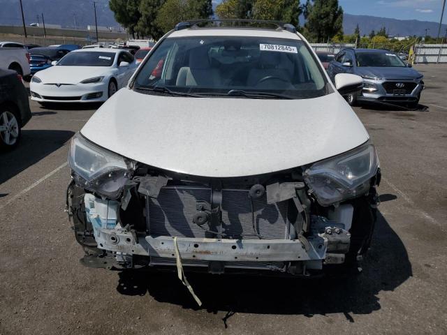 JTMWFREV1HJ706028 - 2017 TOYOTA RAV4 XLE 白色 照片 5