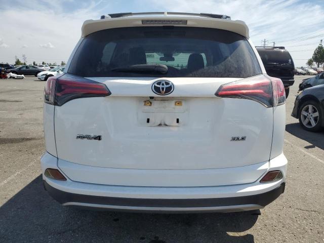 JTMWFREV1HJ706028 - 2017 TOYOTA RAV4 XLE 白色 照片 6