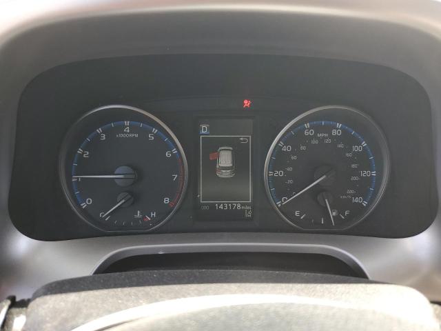 JTMWFREV1HJ706028 - 2017 TOYOTA RAV4 XLE 白色 照片 9