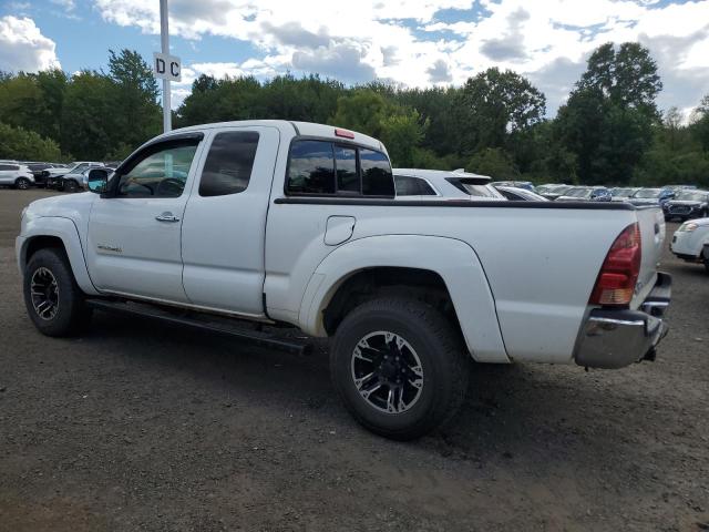 5TEUU42N88Z557997 - 2008 TOYT TACOMA ACCESS CAB თეთრი ფოტო 2