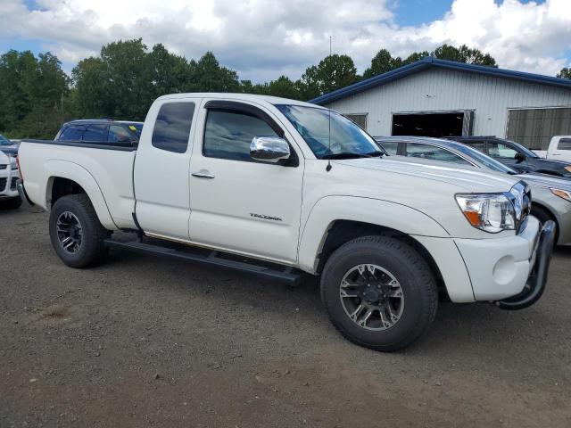 5TEUU42N88Z557997 - 2008 TOYT TACOMA ACCESS CAB თეთრი ფოტო 4
