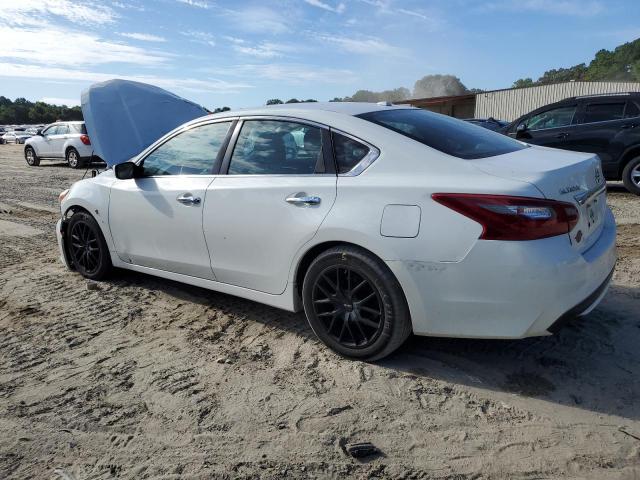 1N4AL3AP3JC206797 - 2018 NISSAN ALTIMA 2.5 WHITE photo 2
