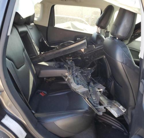 3C4NJDCB9MT604825 - 2021 JEEP COMPASS LIMITED Noir photo 10