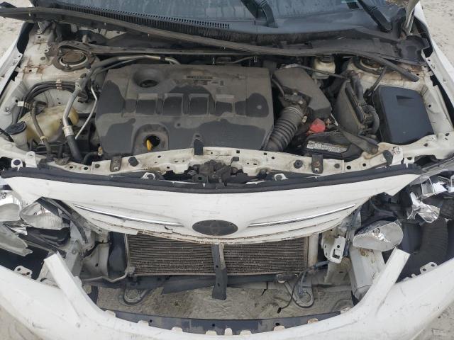 5YFBU4EE3DP094671 - 2013 TOYOTA COROLLA BASE 白色 照片 11