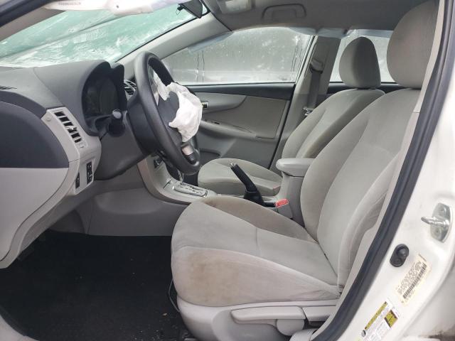 5YFBU4EE3DP094671 - 2013 TOYOTA COROLLA BASE 白色 照片 7