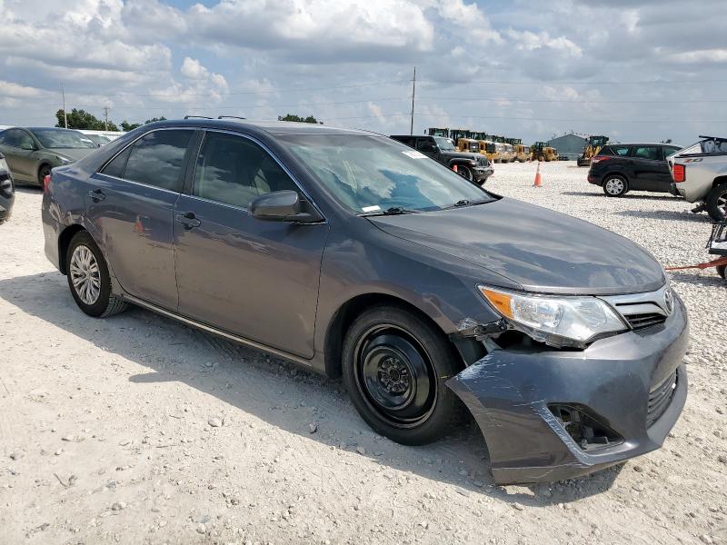 4T4BF1FK4DR324039 - 2013 TOYOTA CAMRY L GRAY photo 4