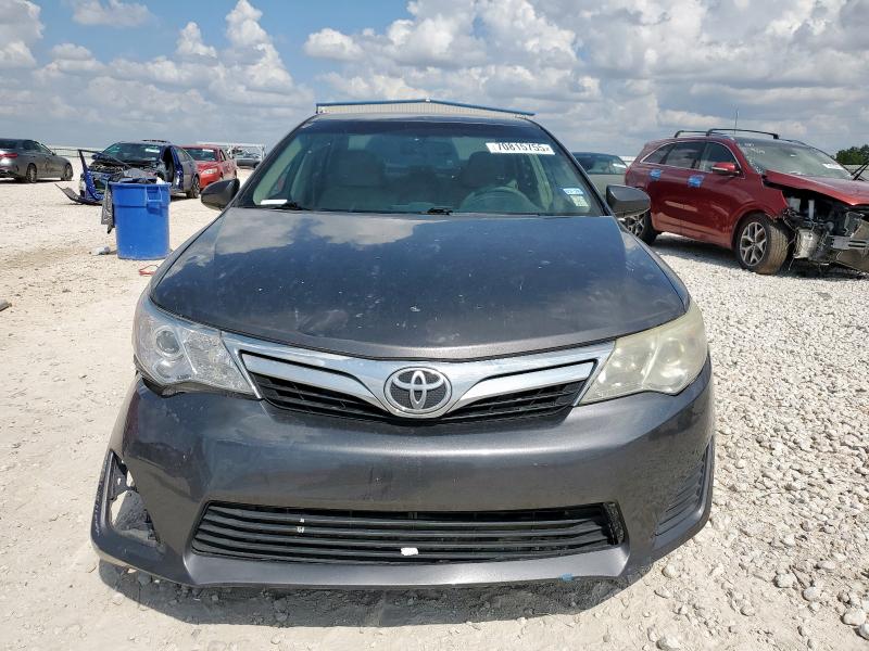 4T4BF1FK4DR324039 - 2013 TOYOTA CAMRY L GRAY photo 5