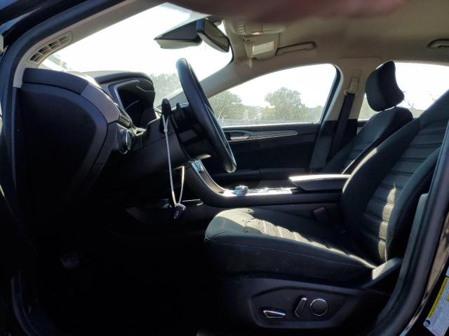 3FA6P0HD8KR196274 - 2019 FORD FUSION SE BLACK photo 7