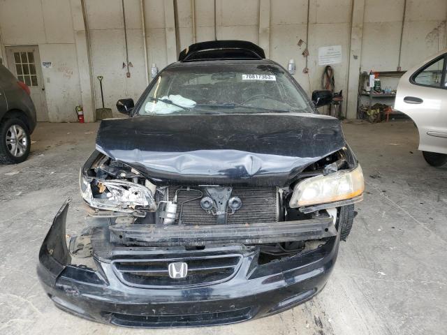 1HGCG32511A017972 - 2001 HONDA ACCORD EX BLACK photo 5