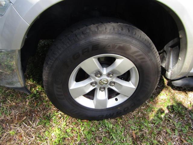 1C6RR7LT2ES1337XX - 2014 RAM 1500 SLT SILVER photo 10