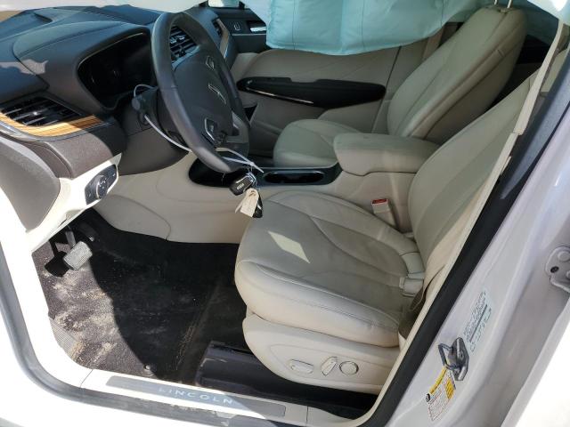 5LMCJ2C99GUJ11996 - 2016 LINCOLN MKC SELECT 白色 照片 7