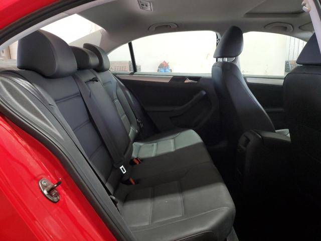 3VWD17AJ2EM353663 - 2014 VOLKSWAGEN JETTA SE RED photo 10