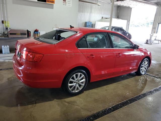 3VWD17AJ2EM353663 - 2014 VOLKSWAGEN JETTA SE RED photo 3