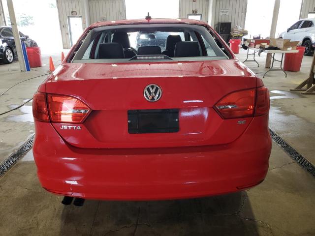 3VWD17AJ2EM353663 - 2014 VOLKSWAGEN JETTA SE RED photo 6